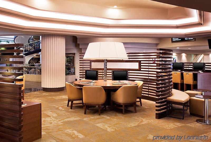 เชอราตัน กรีนส์โบโร แอท โฟร์ซีซั่น Hotel ภายนอก รูปภาพ