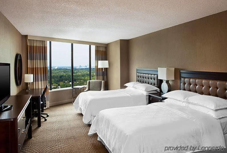 เชอราตัน กรีนส์โบโร แอท โฟร์ซีซั่น Hotel ภายนอก รูปภาพ